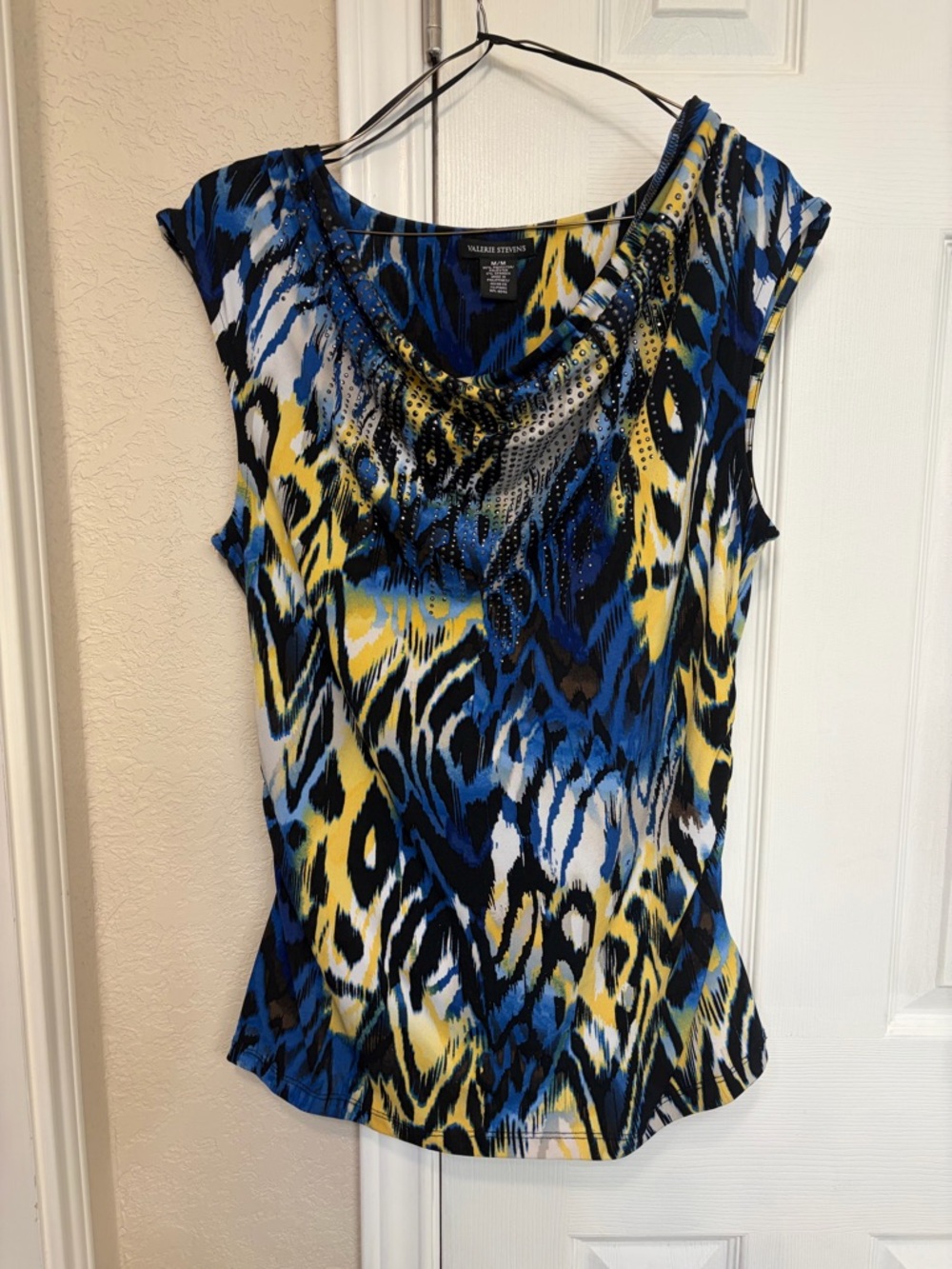 Valerie Stevens Blue Yellow Black Animal Print Cowl Neck Tank